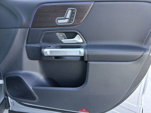 New 2026 Mercedes-Benz GLB 250 image 26