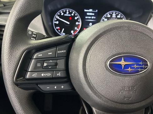 Used 2025 Subaru Crosstrek 2.0i Premium image 17