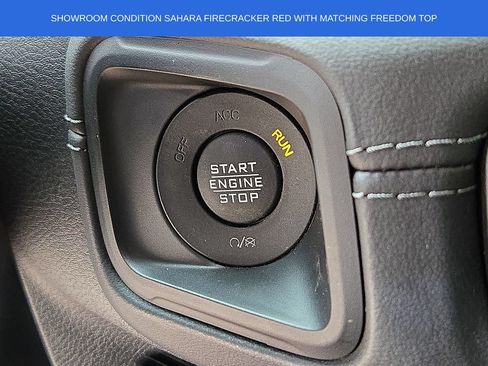 Used 2025 Jeep Wrangler Unlimited Sahara AWD/4WD image 25