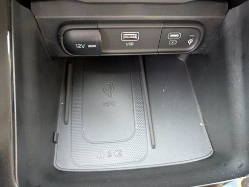 Certified 2025 Kia Telluride SX Prestige AWD/4WD image 29