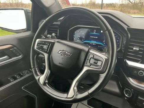 Used 2023 Chevrolet Silverado 1500 RST AWD/4WD image 23