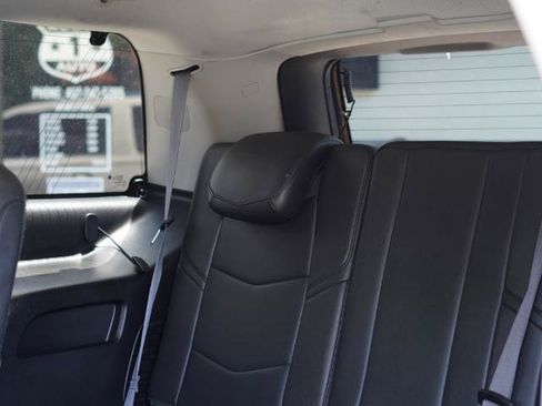 Used 2015 Cadillac Escalade Premium AWD/4WD image 19