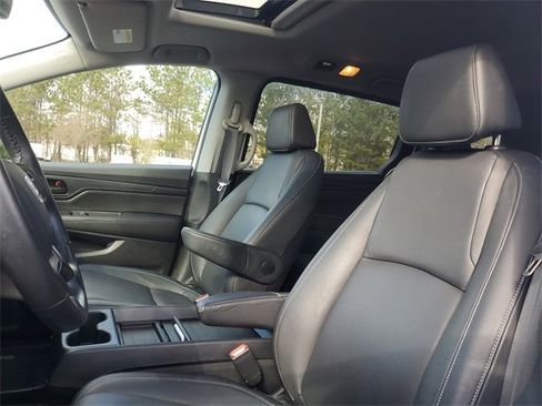 Certified 2024 Honda Odyssey EX-L image 14
