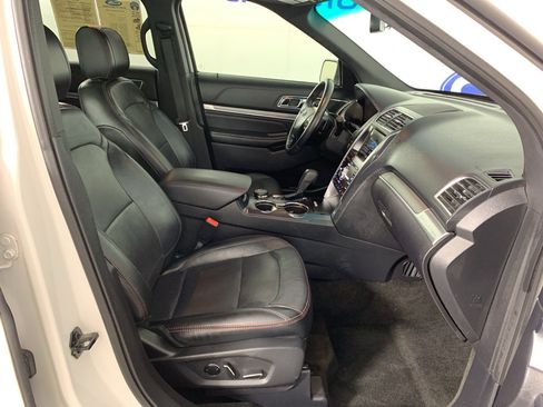 Used 2016 Ford Explorer Sport w/ Equipment Group 401A AWD/4WD image 44