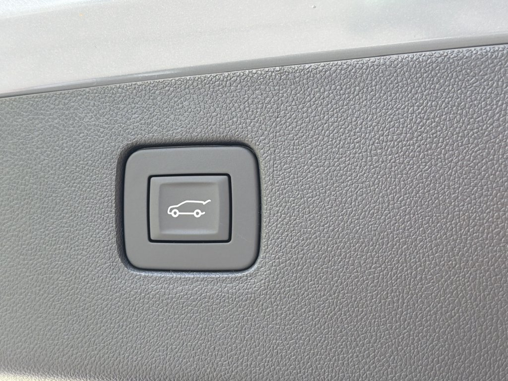 New 2026 Buick Envista Sport Touring w/ Convenience I Package FWD image 14