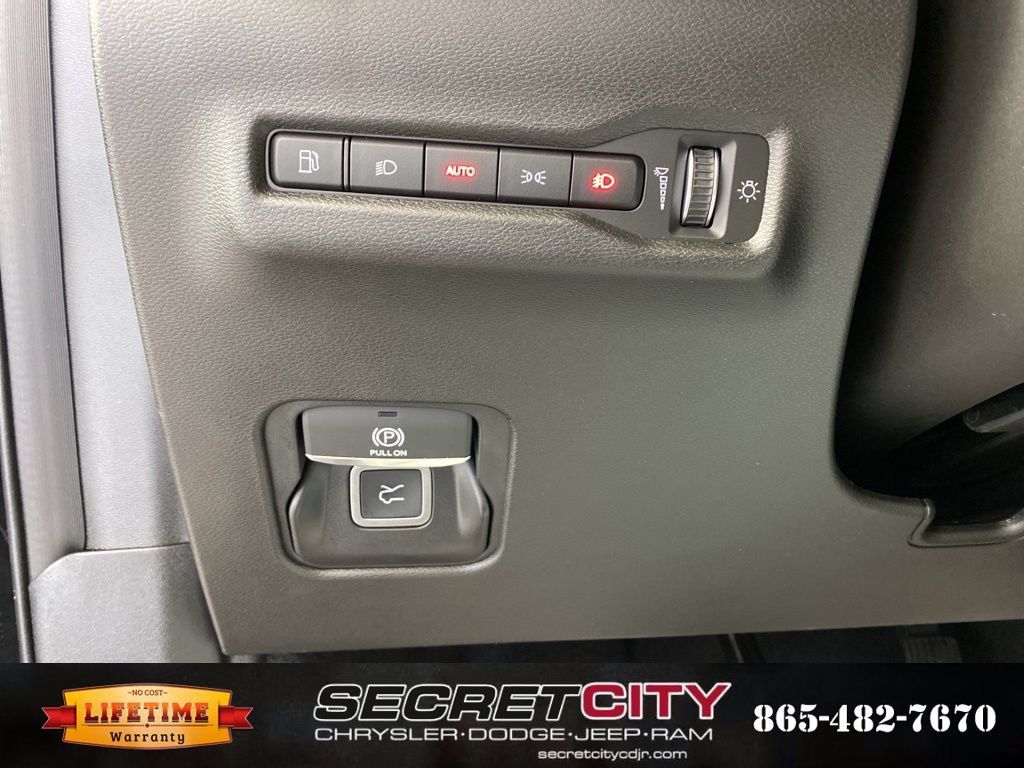 New 2026 Jeep Cherokee Laredo AWD/4WD image 15