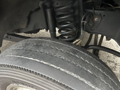 Used 2020 Ford F550 2WD Regular Cab Super Duty image 53