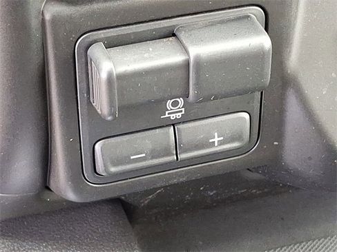 Used 2020 GMC Sierra 1500 SLT w/ SLT Premium Plus Package image 22