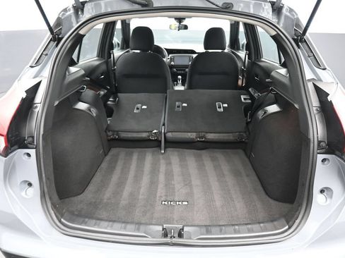 Used 2023 Nissan Kicks SR FWD image 43
