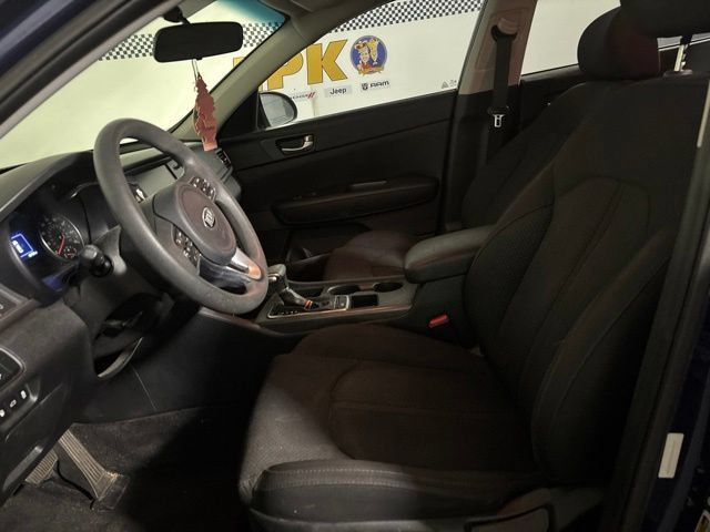 Used 2018 Kia Optima LX FWD image 10