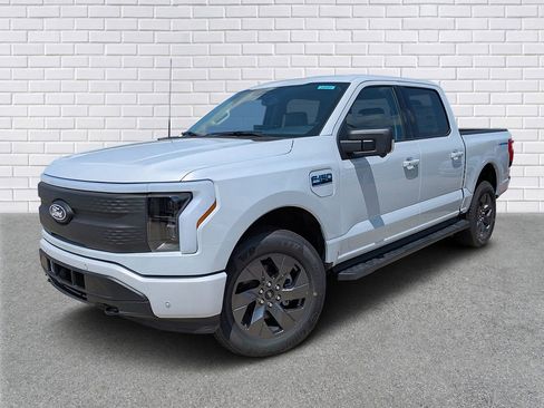 New 2025 Ford F150 Lightning Flash AWD/4WD image 1