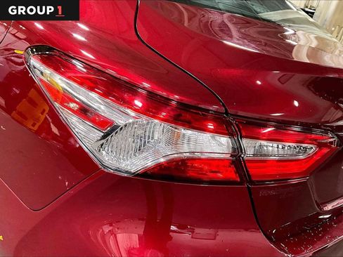 Certified 2018 Toyota Camry LE w/ Convenience Package FWD image 29