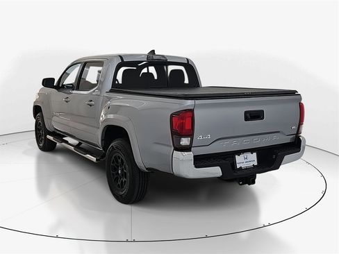 Used 2019 Toyota Tacoma SR5 image 8