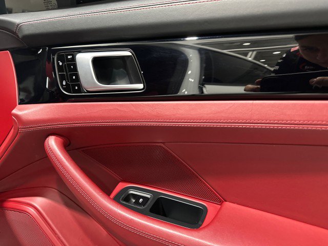 Used 2018 Porsche Panamera 4 AWD/4WD image 51