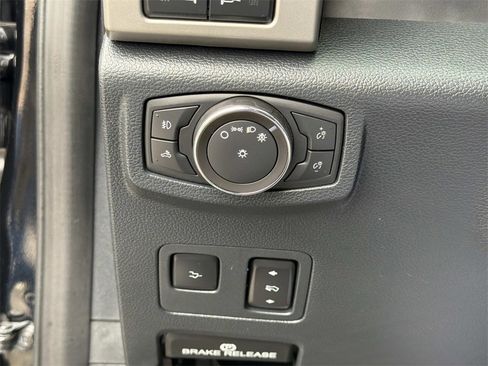 Used 2022 Ford F250 Lariat w/ Tremor Off-Road Package image 20