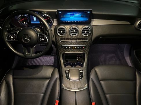 Used 2021 Mercedes-Benz GLC 300 image 12