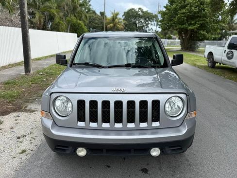 Used 2016 Jeep Patriot Latitude image 4