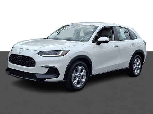 Used 2024 Honda HR-V LX image 3