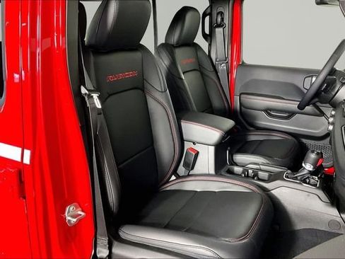 New 2026 Jeep Wrangler Unlimited Rubicon AWD/4WD image 11