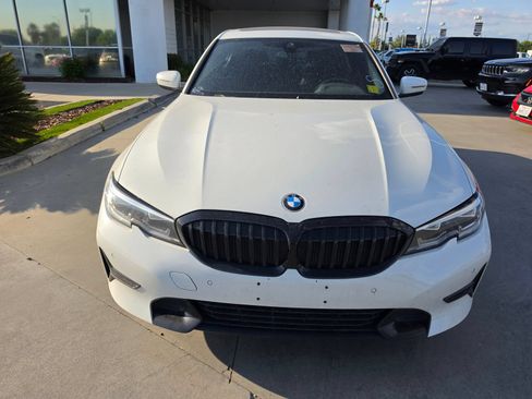 Used 2020 BMW 330i xDrive Sedan w/ Convenience Package AWD/4WD image 2