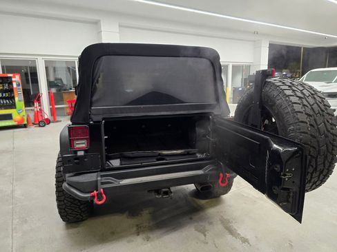 Used 2013 Jeep Wrangler Moab image 44