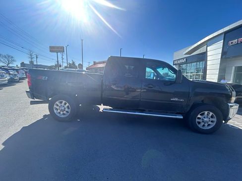 Used 2014 Chevrolet Silverado 2500 LTZ w/ LTZ Plus Package image 5