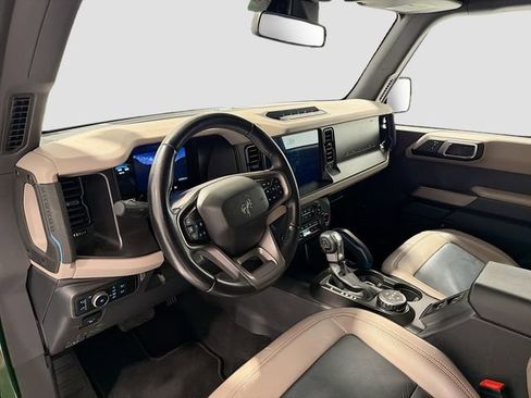 Used 2023 Ford Bronco Wildtrak AWD/4WD image 9