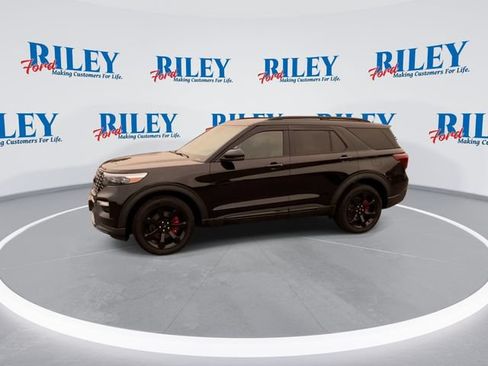 Used 2023 Ford Explorer ST w/ Equipment Group 401A AWD/4WD image 4