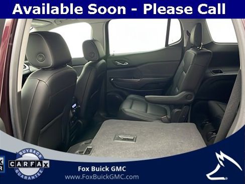 Used 2018 GMC Acadia SLT image 32