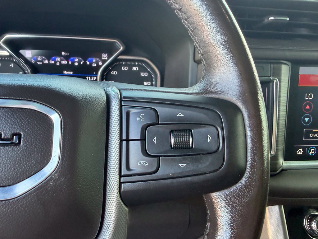 Used 2021 GMC Yukon XL Denali w/ Denali Premium Package AWD/4WD image 35