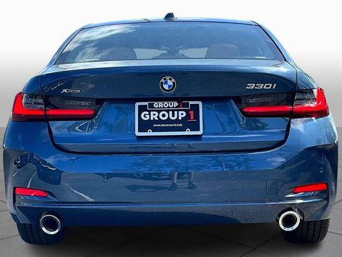 Certified 2025 BMW 330i xDrive Sedan w/ Premium Package image 5
