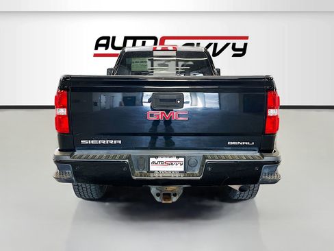 Used 2016 GMC Sierra 3500 Denali w/ Suspension Package, Off-Road AWD/4WD image 6