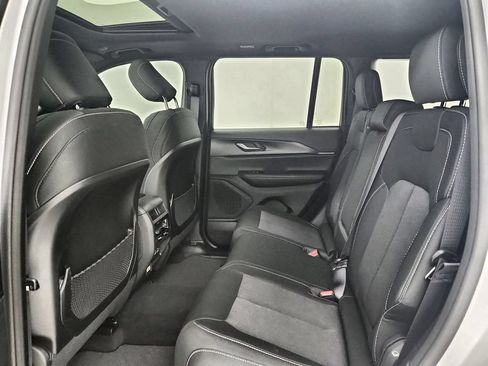 New 2026 Jeep Grand Cherokee Laredo X AWD/4WD image 29