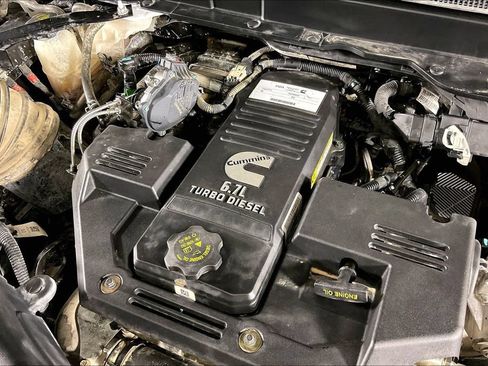 Used 2023 RAM 2500 Laramie AWD/4WD image 41