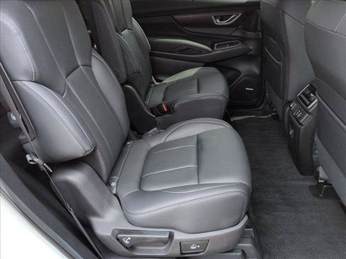 Used 2024 Subaru Ascent Touring AWD/4WD image 29