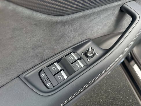 New 2026 Audi SQ7 Premium Plus AWD/4WD image 18