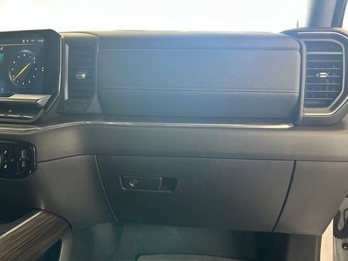Used 2023 Chevrolet Silverado 1500 LT RWD image 28