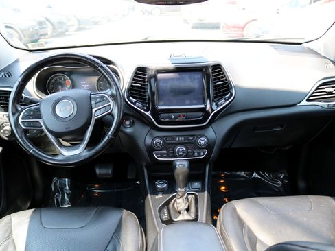 Used 2020 Jeep Cherokee Limited image 41