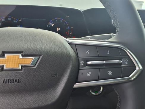 New 2025 Chevrolet Suburban Premier w/ Sun And Tow Package image 11