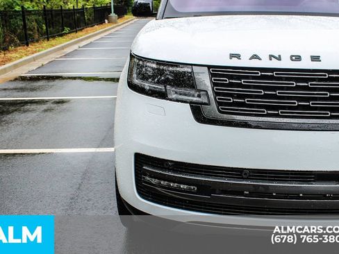 Used 2023 Land Rover Range Rover SE AWD/4WD image 11
