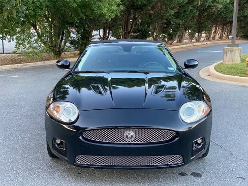 Used 2007 Jaguar XKR Convertible image 3