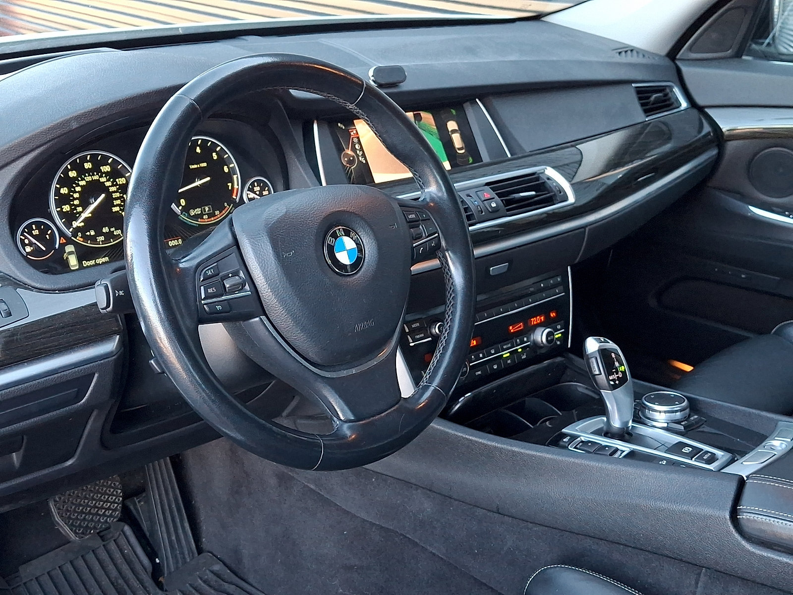 Used 2015 BMW 535i Gran Turismo xDrive AWD/4WD image 4
