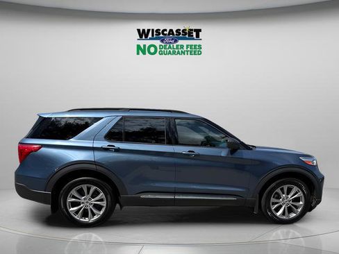 Used 2020 Ford Explorer XLT w/ Equipment Group 202A AWD/4WD image 6