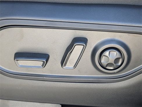 New 2025 Jeep Grand Cherokee Overland w/ Trailer Tow Package image 19