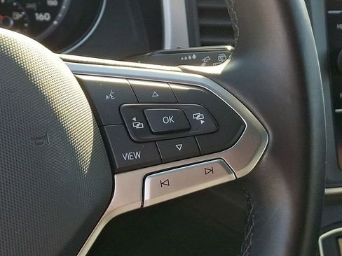 Used 2020 Volkswagen Atlas Cross Sport SE image 24