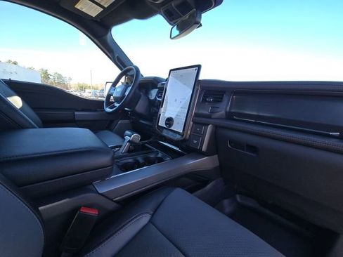 Used 2023 Ford F150 Lightning Lariat w/ Equipment Group 511A High image 21