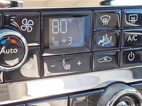 Used 2014 Bentley Mulsanne image 27