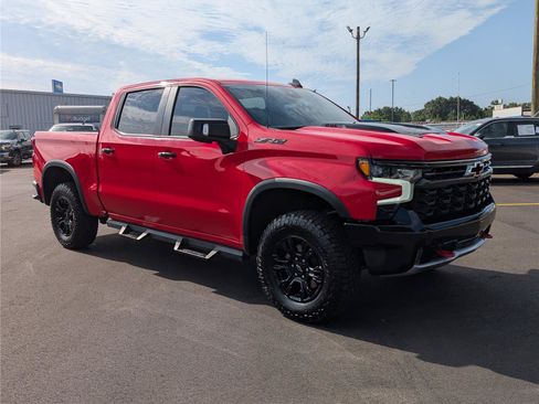 Used 2023 Chevrolet Silverado 1500 ZR2 w/ LPO, Dark Essentials Package AWD/4WD image 7