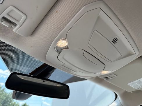 Used 2018 Ford Escape Titanium AWD/4WD image 29