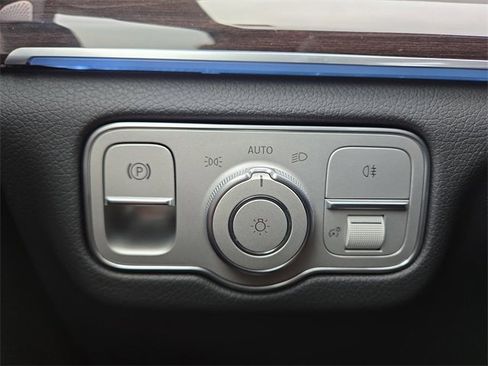 New 2026 Mercedes-Benz GLE 450 4MATIC Coupe image 21